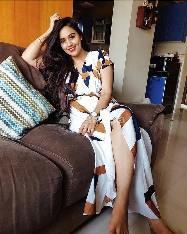 Ahmedabad Escorts | Meet Independent Call Girls & Companions - Gallery Image 1